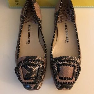 Jack Rogers Buckle Python Print Leather Flats sz 9